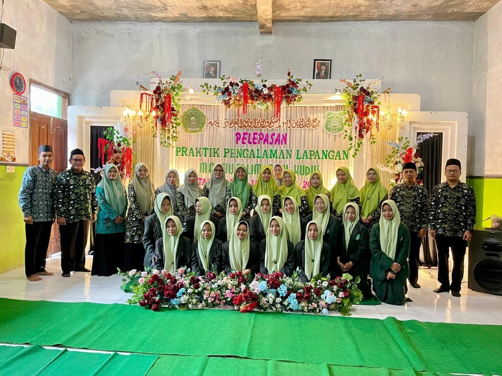 Praktik Pengalaman Lapangan