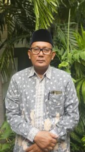 KH Azwar Anas S.Pd